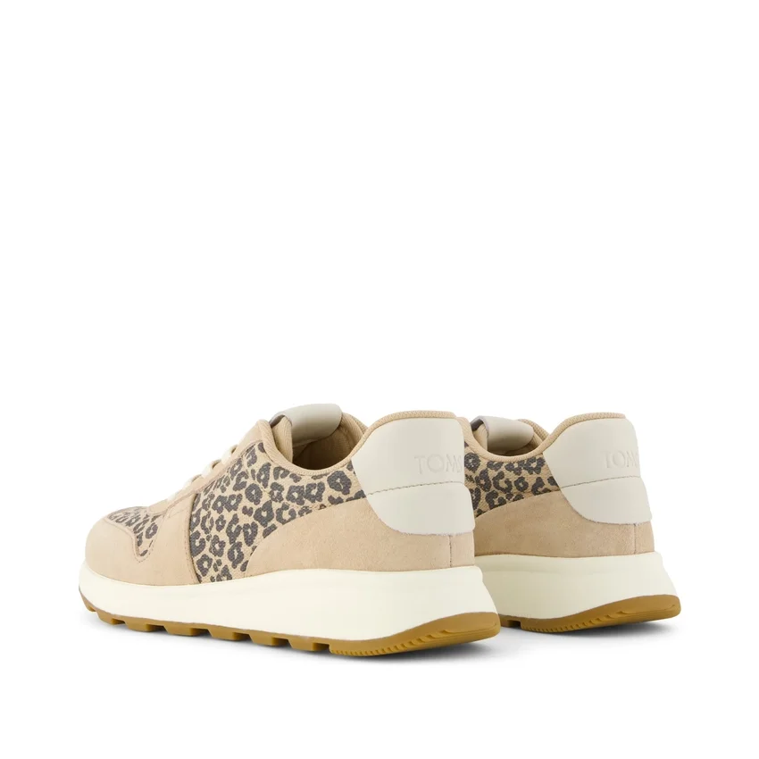 Women TRVL LITE Retro Runner Sneaker Women TRVL LITE Retro Runner Sneaker